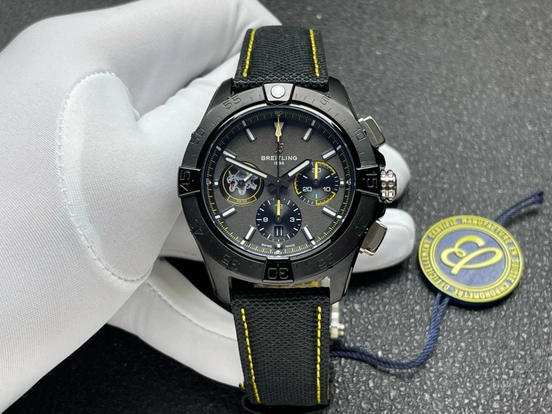 Breitling Avenger Chronograph sb01472a1b1x1 black steel 44mm super replica