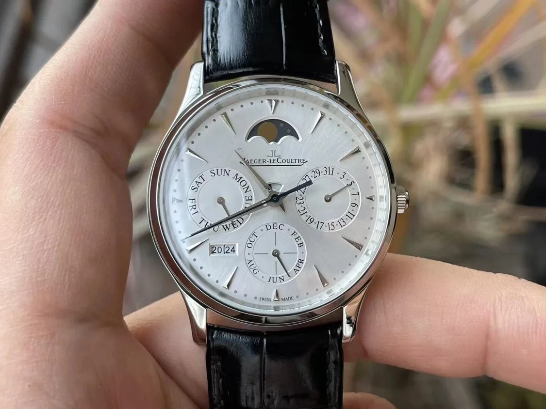 Jaeger-LeCoultre Master Series Q130842J 39mm Perpetual Calendar VR Ultra-Thin Replica Watch