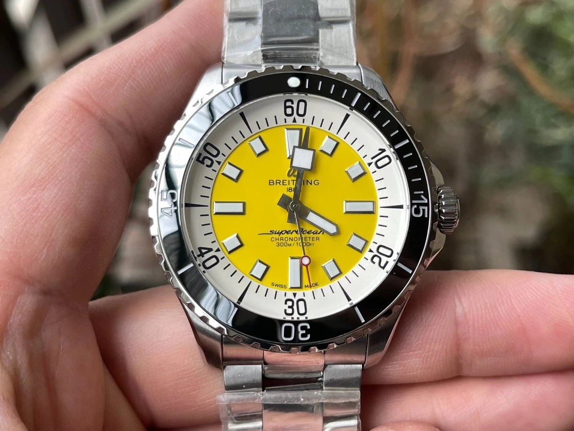 Breitling Super Ocean Series A17367D71B1S1 yellow plate 44mmTF factory 1:1 replica