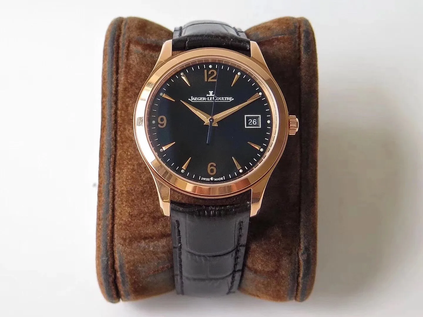 Jaeger-LeCoultre Master Q1542520 39mm Rose Gold ZF Ultra-Thin Replica